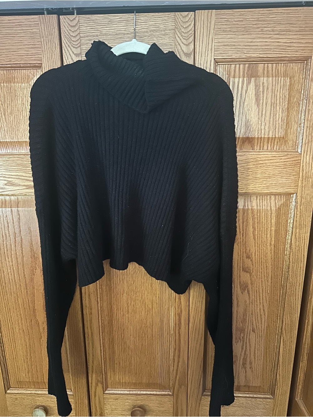 GREY BANDIT Mariah Black Cropped Turtle Neck Sweater | Size Large